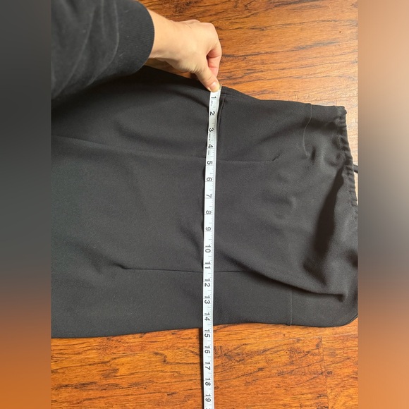 Abercrombie & Fitch Asymmetrical One-Shoulder Maxi Dress - Picture 6 of 10